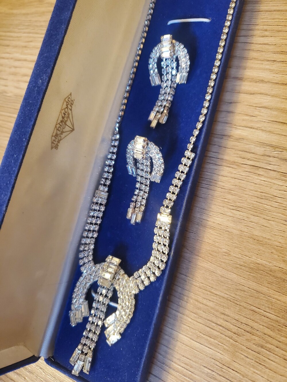 Vintage 50s Clear Rhinestone Horseshoe Fringe Necklace Earring Set